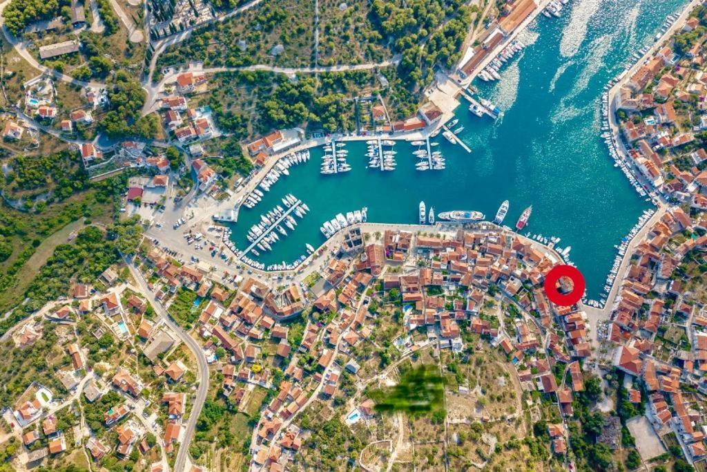 Riva Apartments Villa Thalia - Milna, Brac Milna  Exterior photo