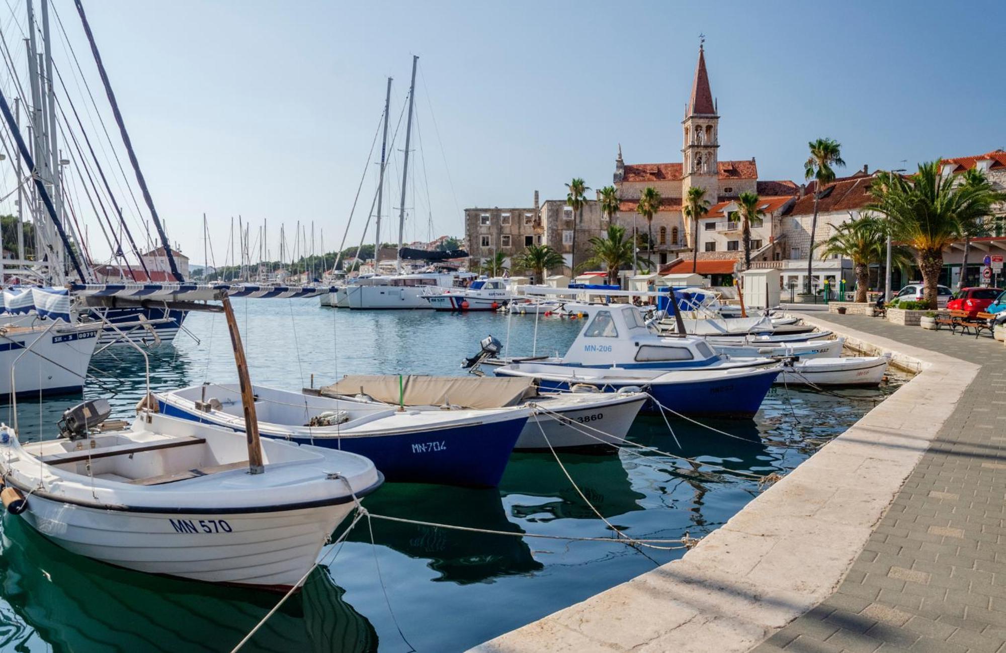 Riva Apartments Villa Thalia - Milna, Brac Milna  Exterior photo